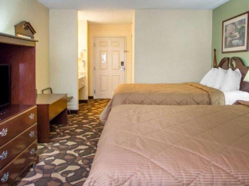 Hotel Ramada By Wyndham Sacramento à North Highlands Extérieur photo