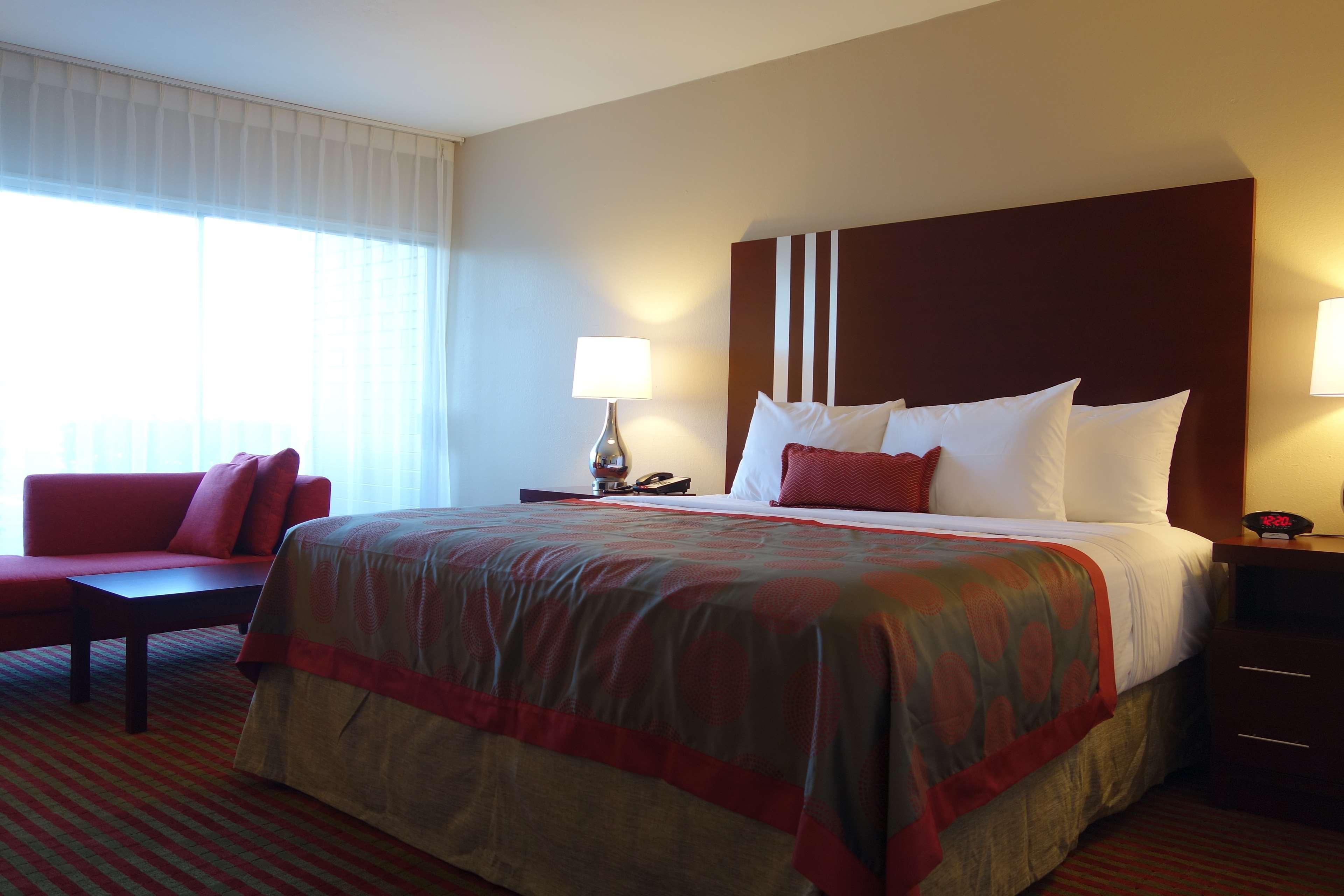 Hotel Ramada By Wyndham Sacramento à North Highlands Extérieur photo