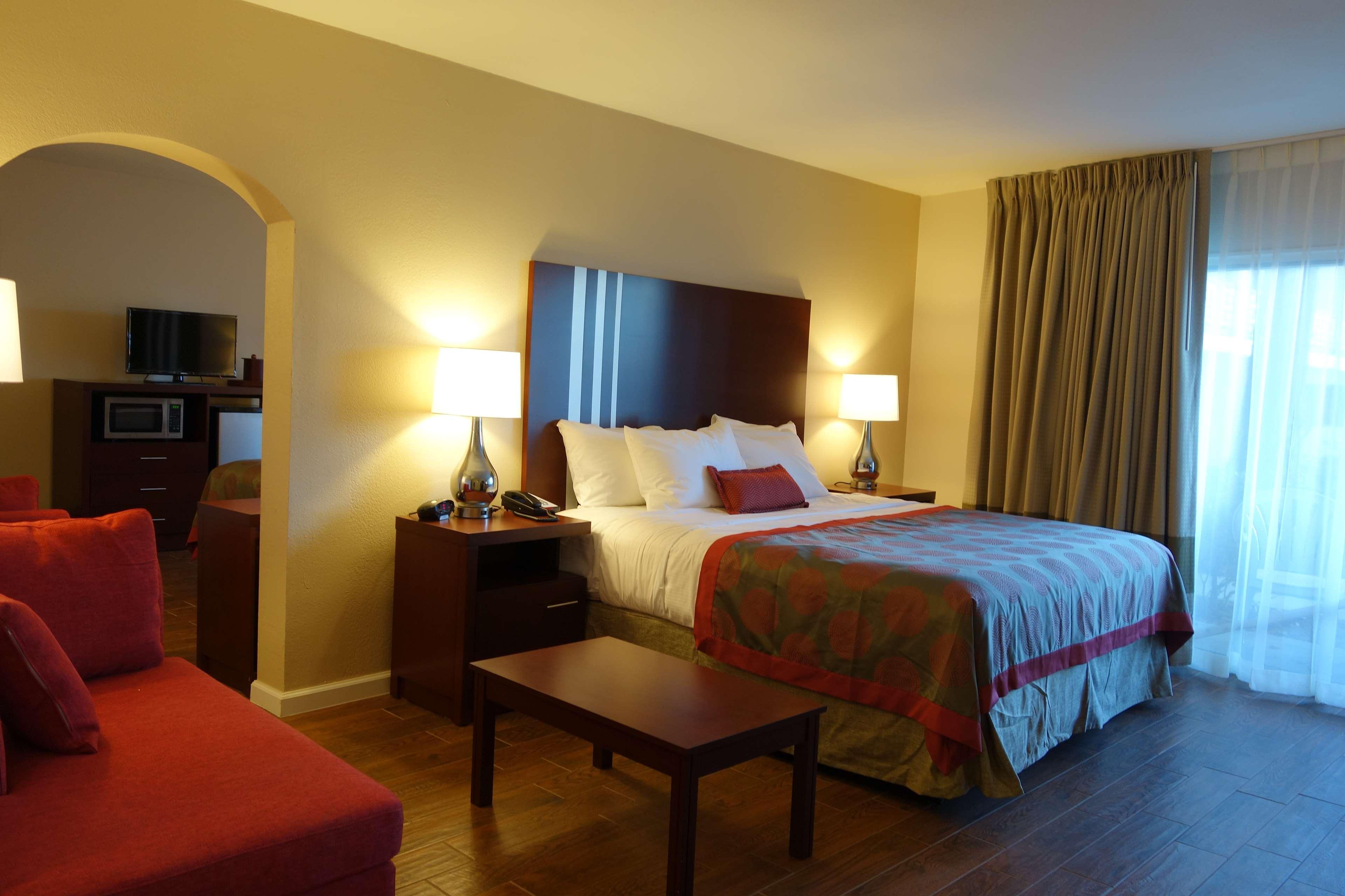Hotel Ramada By Wyndham Sacramento à North Highlands Extérieur photo