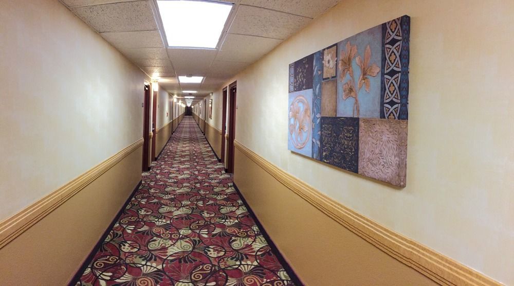 Hotel Ramada By Wyndham Sacramento à North Highlands Extérieur photo